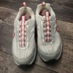 Nike Little Kids Slip-on Sneaker Size 2 White/Gray/Pink